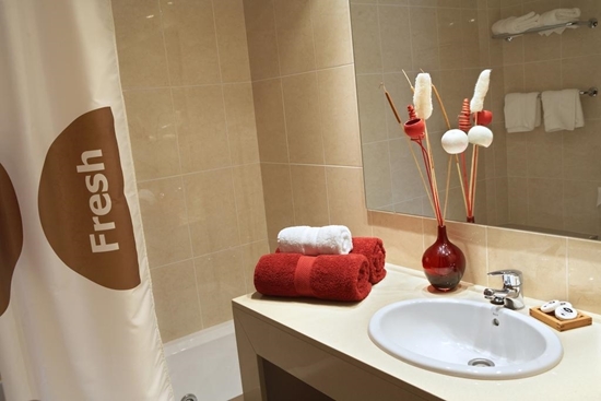 Слика на HOTEL PLACA PARIS 4*